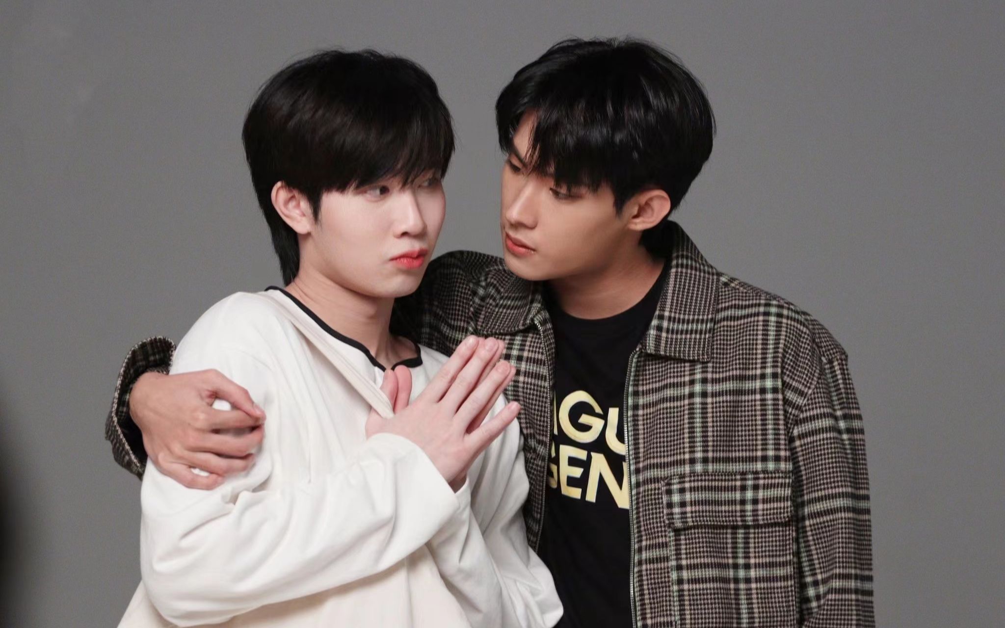 tutoryim甜心派定妆照花絮合集扯扣子什么的太羞耻了