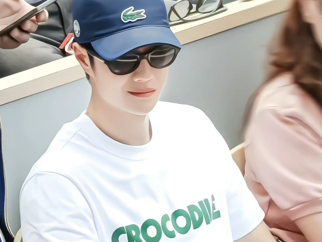 王一博从16岁拽到了26岁,从韩国酷到了法国