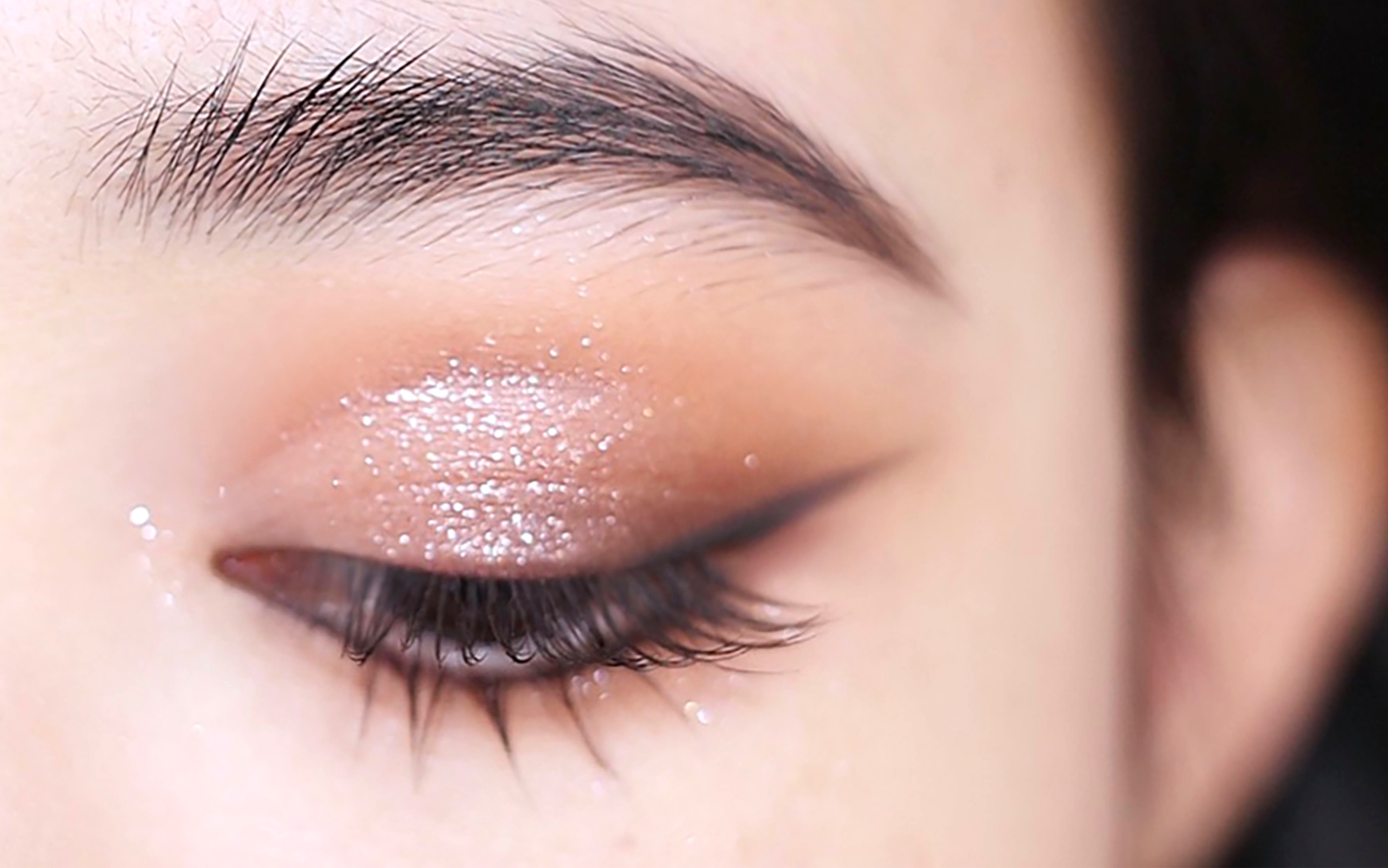 清冷感截断式眼妆 | 复古名伶浓颜御姐妆容