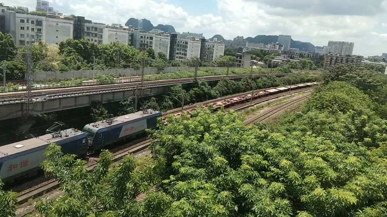 宁局柳段hxd3ca8780/8782双机牵引货列,前往上行焦柳线k9326柳州~融安