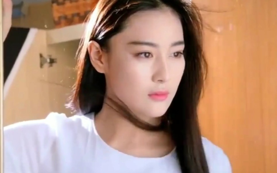 百变女神顾阡陌一大早精心捯饬要去面试大学毕业后第n份工作