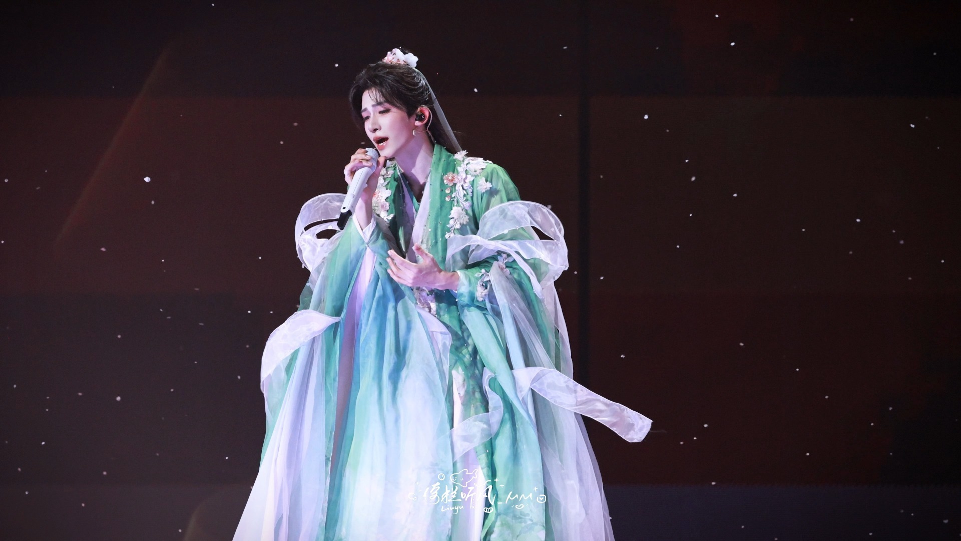 借一片雪【刘宇2026年宇宙诗人巡回演唱会-南京站7.10】