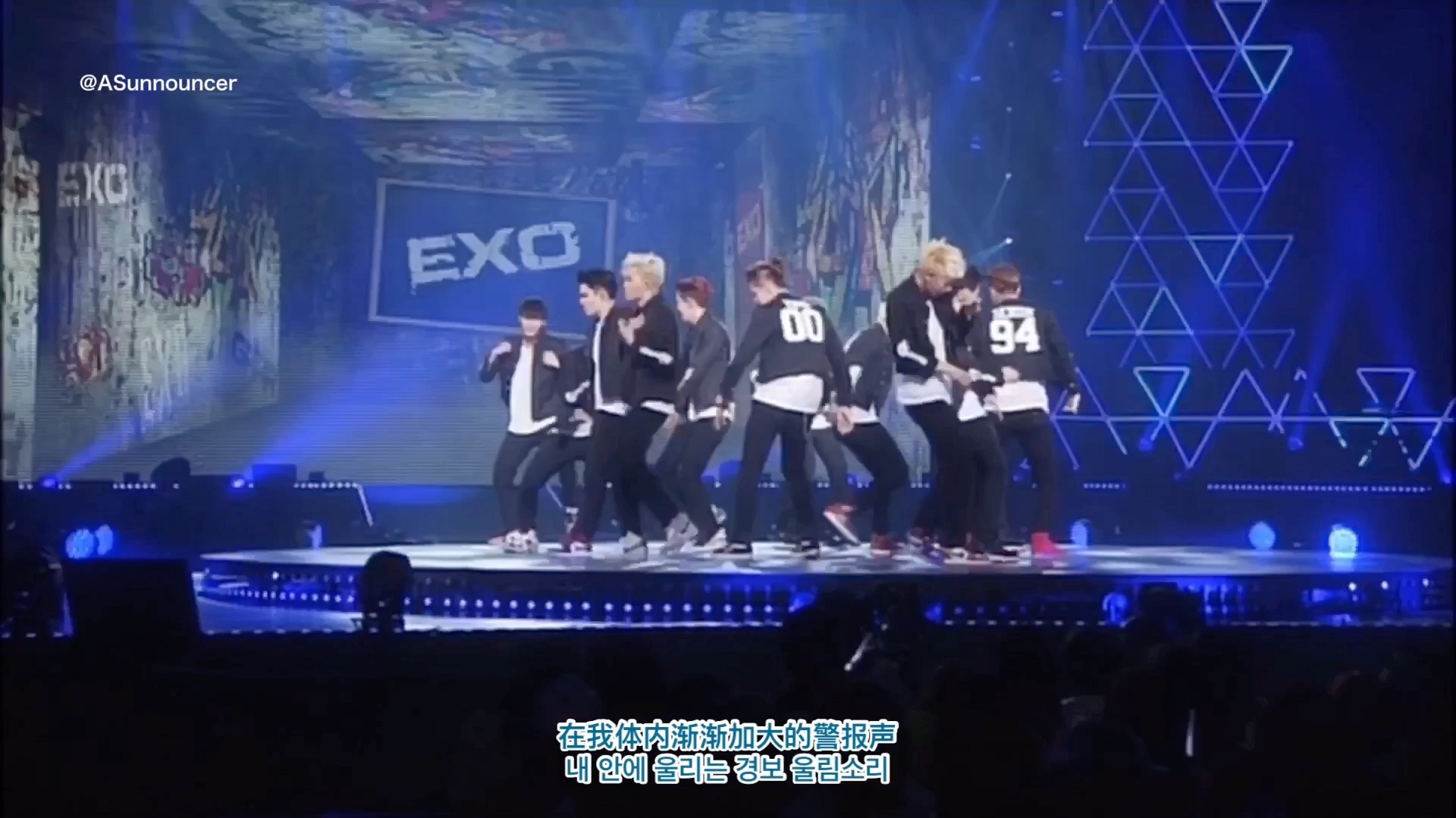 [图]【EXO/中字】140411-13 EXO Let Out The Beast + MAMA + Wolf + Growl on Greeting Party