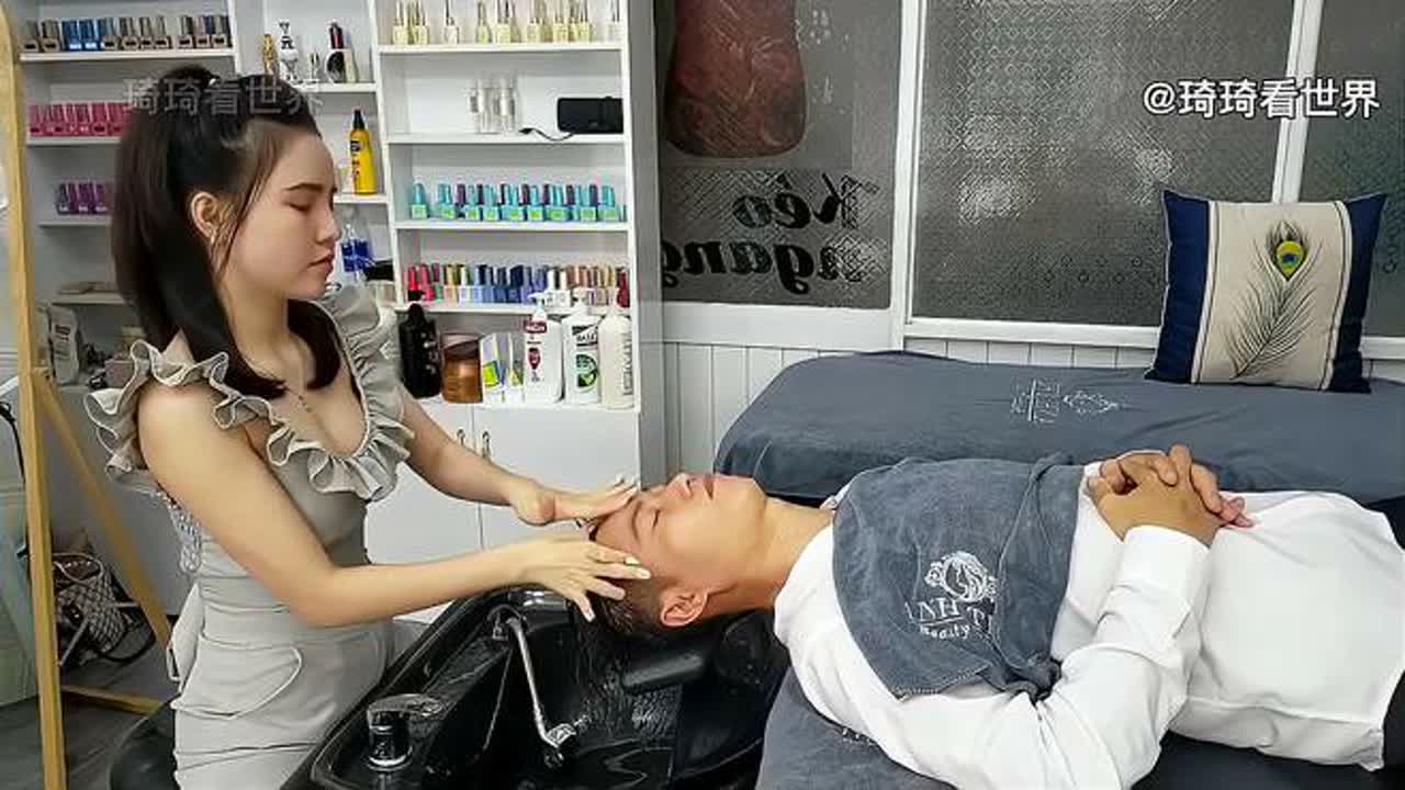 越南理发店特色洗头图片