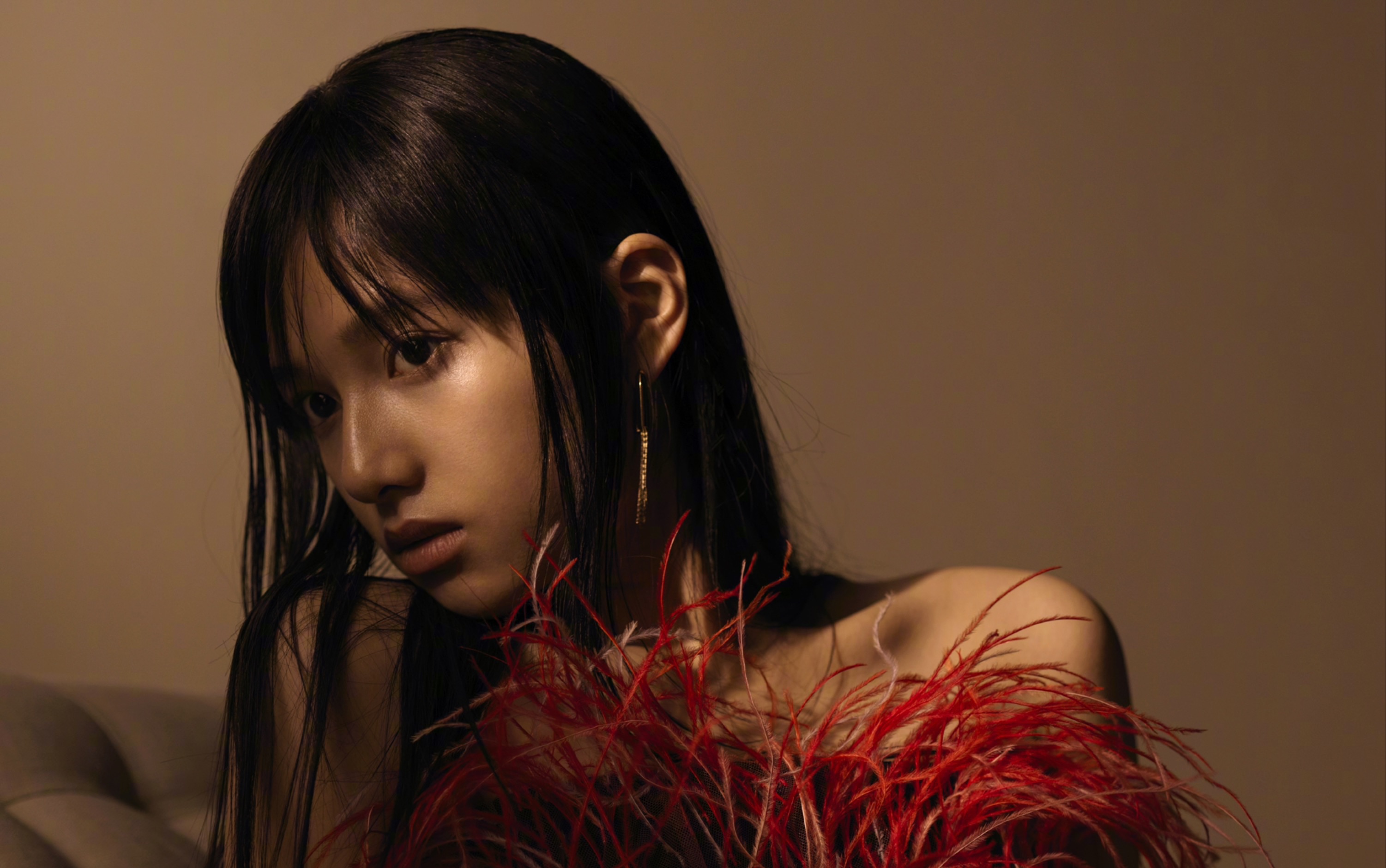 【张婧仪】200622「红秀grazia第462期」合作封面|游猎一夏_哔哩哔哩