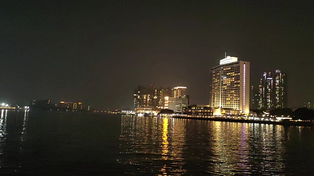珠江明珠:白天鹅宾馆