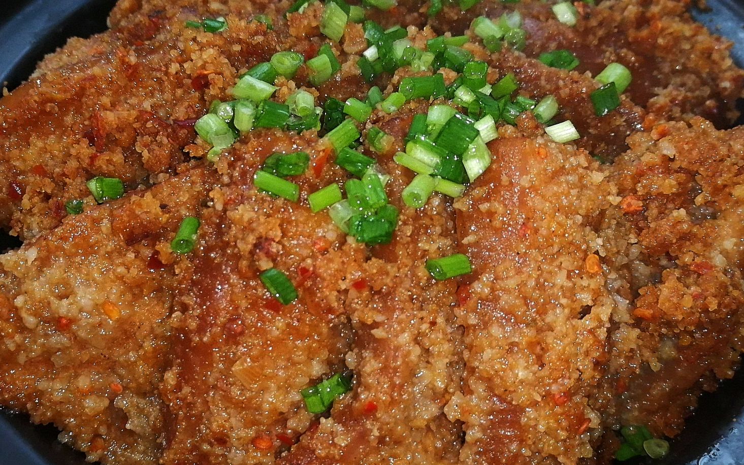 三七粉蒸肉的功效(三七粉蒸肉:滋阴润燥,补气养血,提高免疫力)