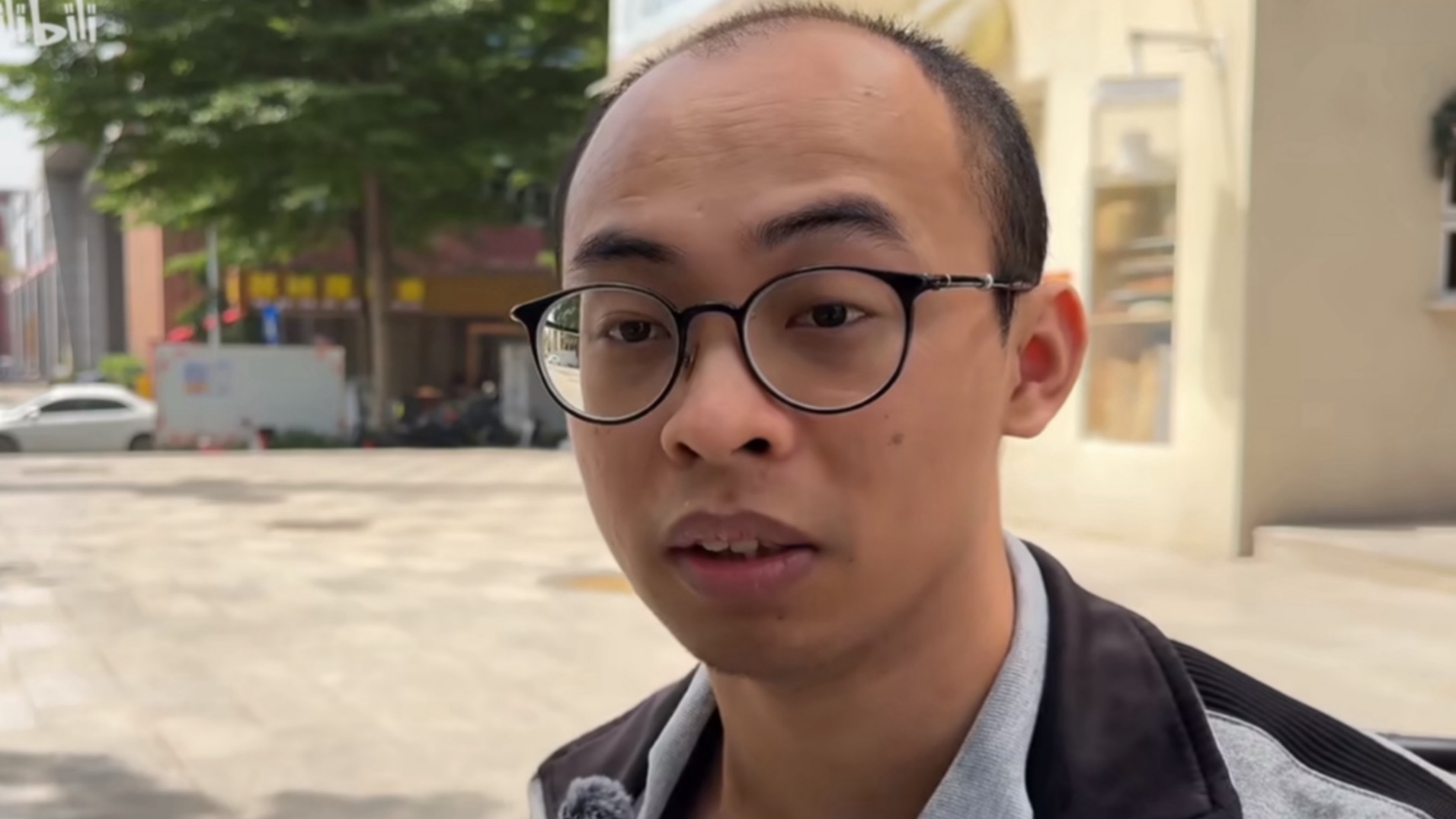 大专毕业5年，每天在出租屋思考人生，寻找宇宙真相，解答世界万物