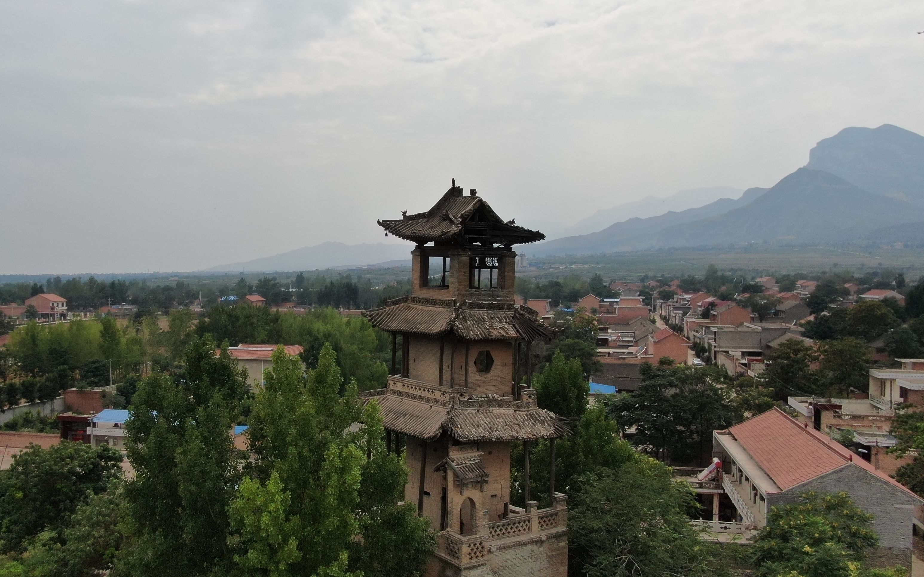 方虎探濒危古建第十期,几十米高的重檐三滴水魁星楼.