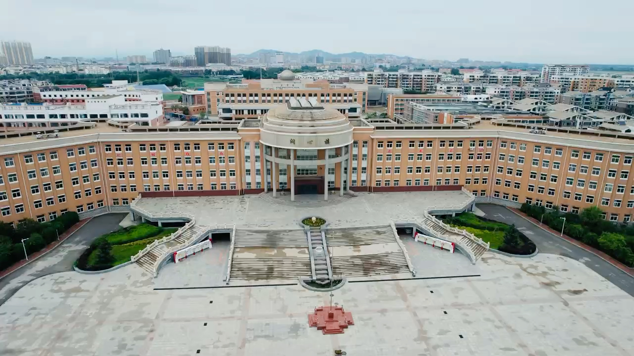 葫芦岛市世纪高级中学图片