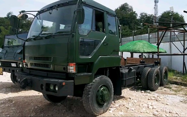 三菱fw全驱6x6重卡_哔哩哔哩_bilibili