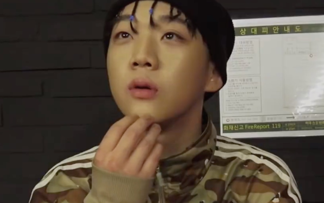 梁洪源〗超知性youngb罕见采访!对no:el对smtm对swings的看法!