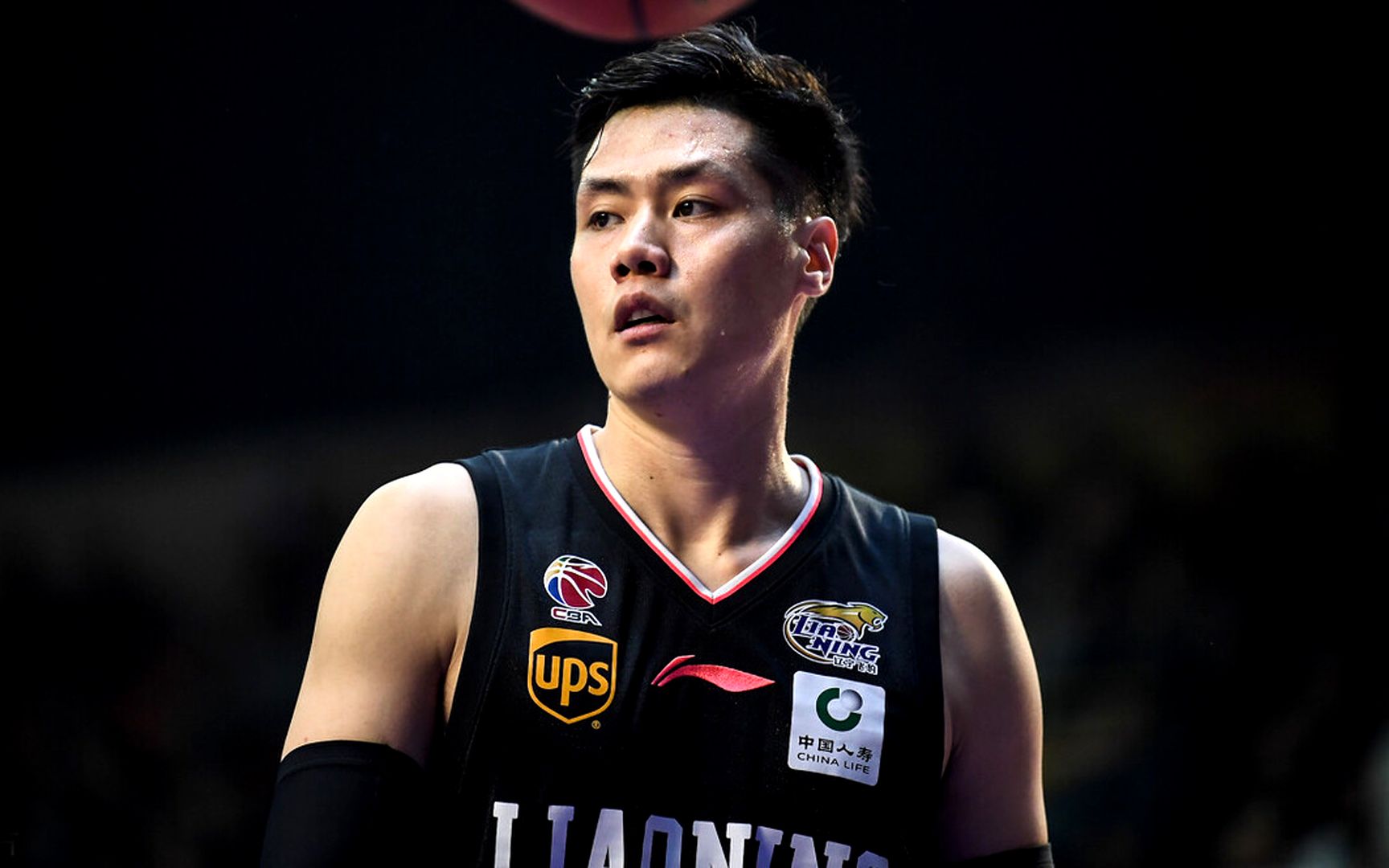 辽宁男篮贺天举训练受伤手部骨折将赛季报销
