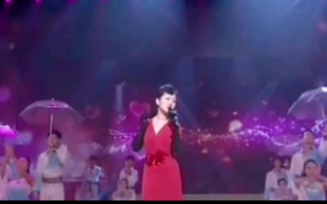 [图]杨钰莹演唱电视剧外来妹的主题曲我不想说，曾经家喻户晓