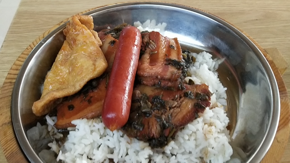 梅菜扣肉木桶饭
