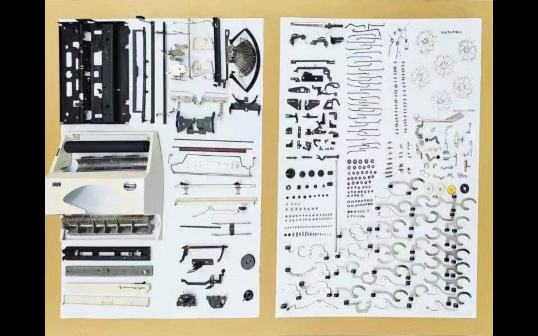 拆机作业 | 985产品设计大学生暴力(不是)拆解缝纫机,打字机+零件排版成展板哔哩哔哩bilibili