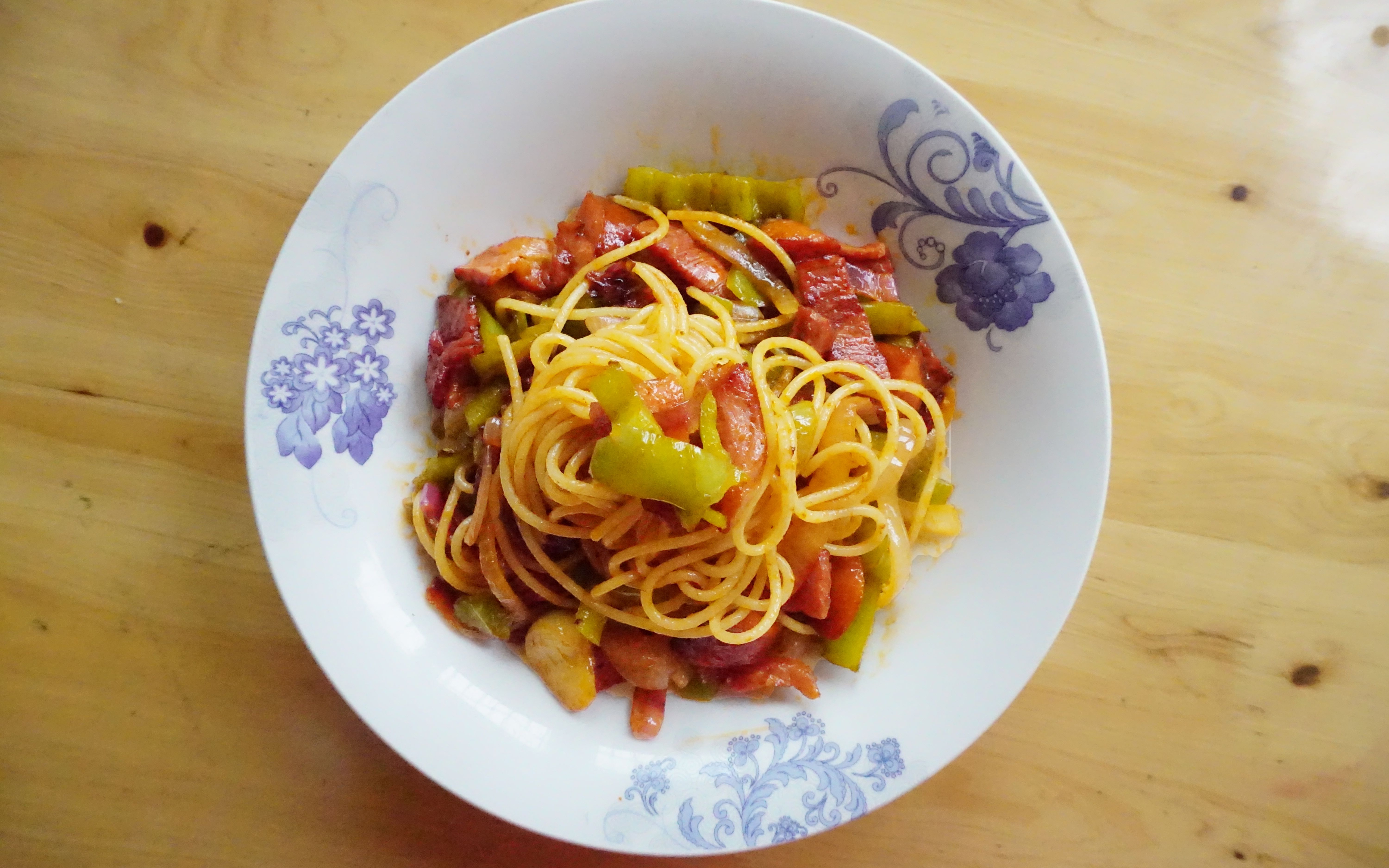 【一只土豆の小厨房】--松润流拿坡里意大利面(三色意面1part.