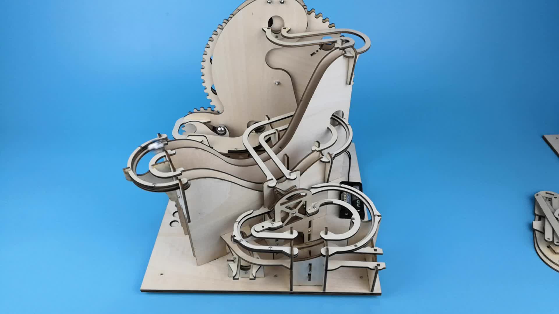 自己设计制作组装的过山车滚球机器,marble machine_哔哩哔哩 (゜-゜)