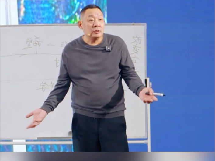 胖东来北海店投资4000万，开业时竟然没人？于东来：每年补贴500万，补4年！员工工资不能降低！#胖东来 #胖东来北海店#工资#爱在胖东来 #传播正能量