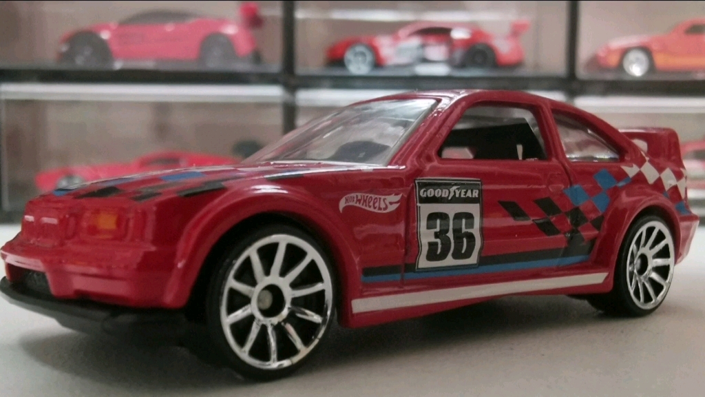 风火轮普卡 宝马m3红色涂装拆卡