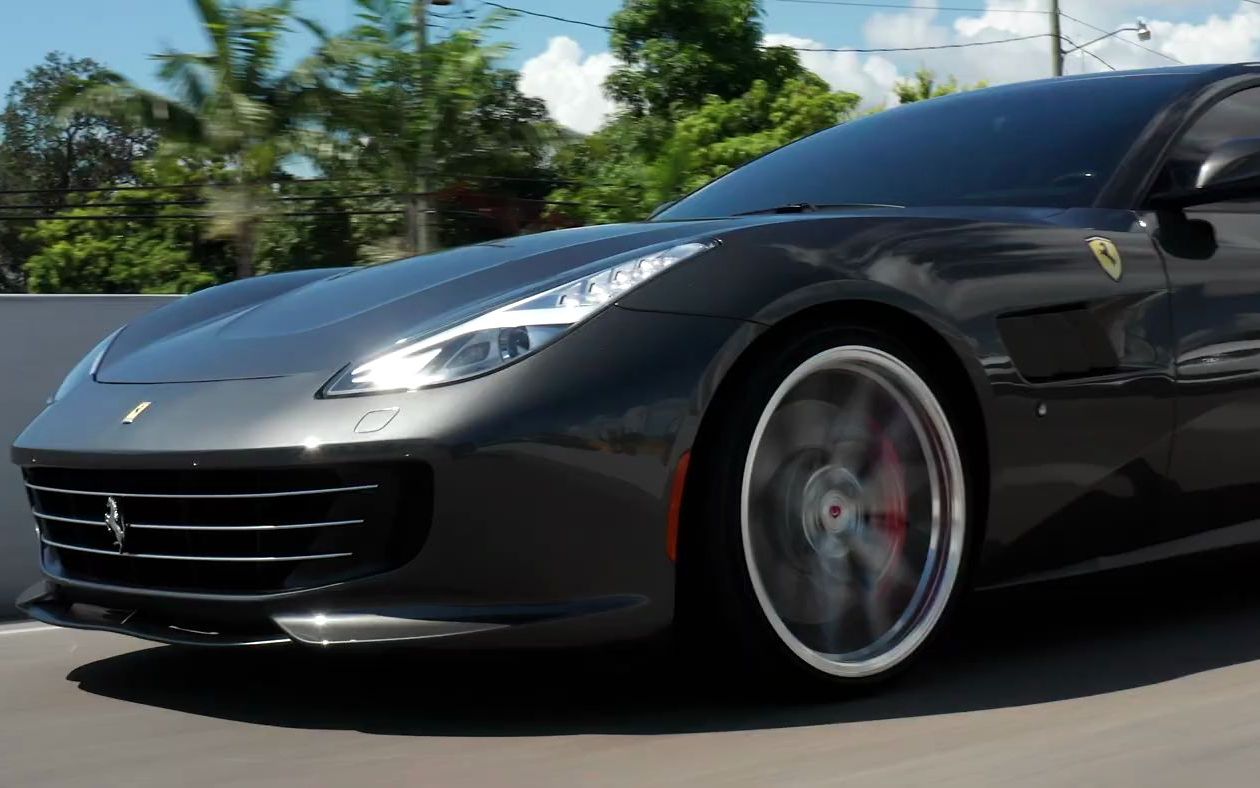 相当漂亮的低趴 gtc4lusso