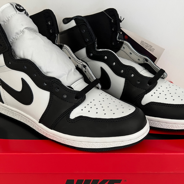 球鞋开箱】AJ1 High '85 “Black White”_哔哩哔哩_bilibili