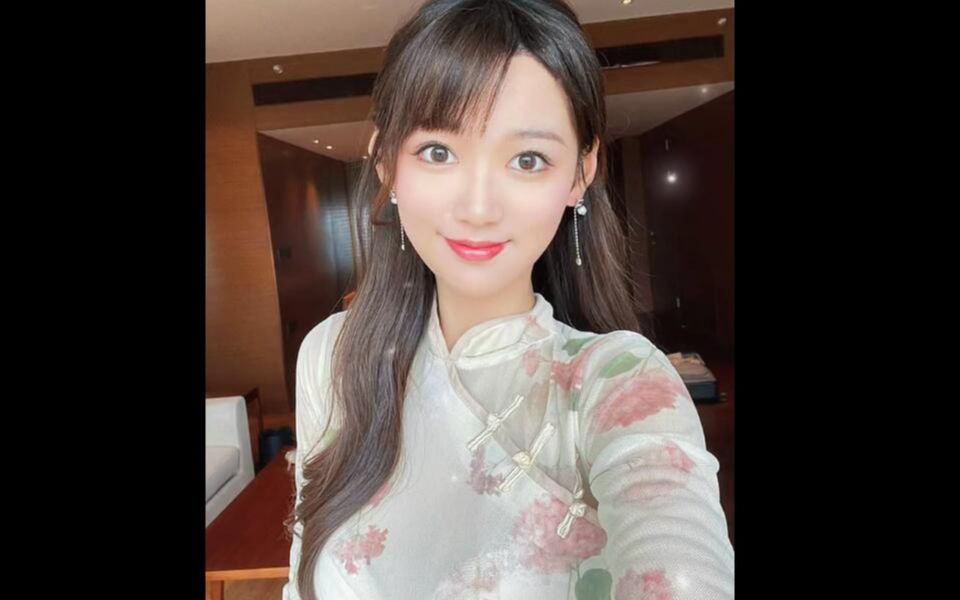 唐安琪私房自拍照