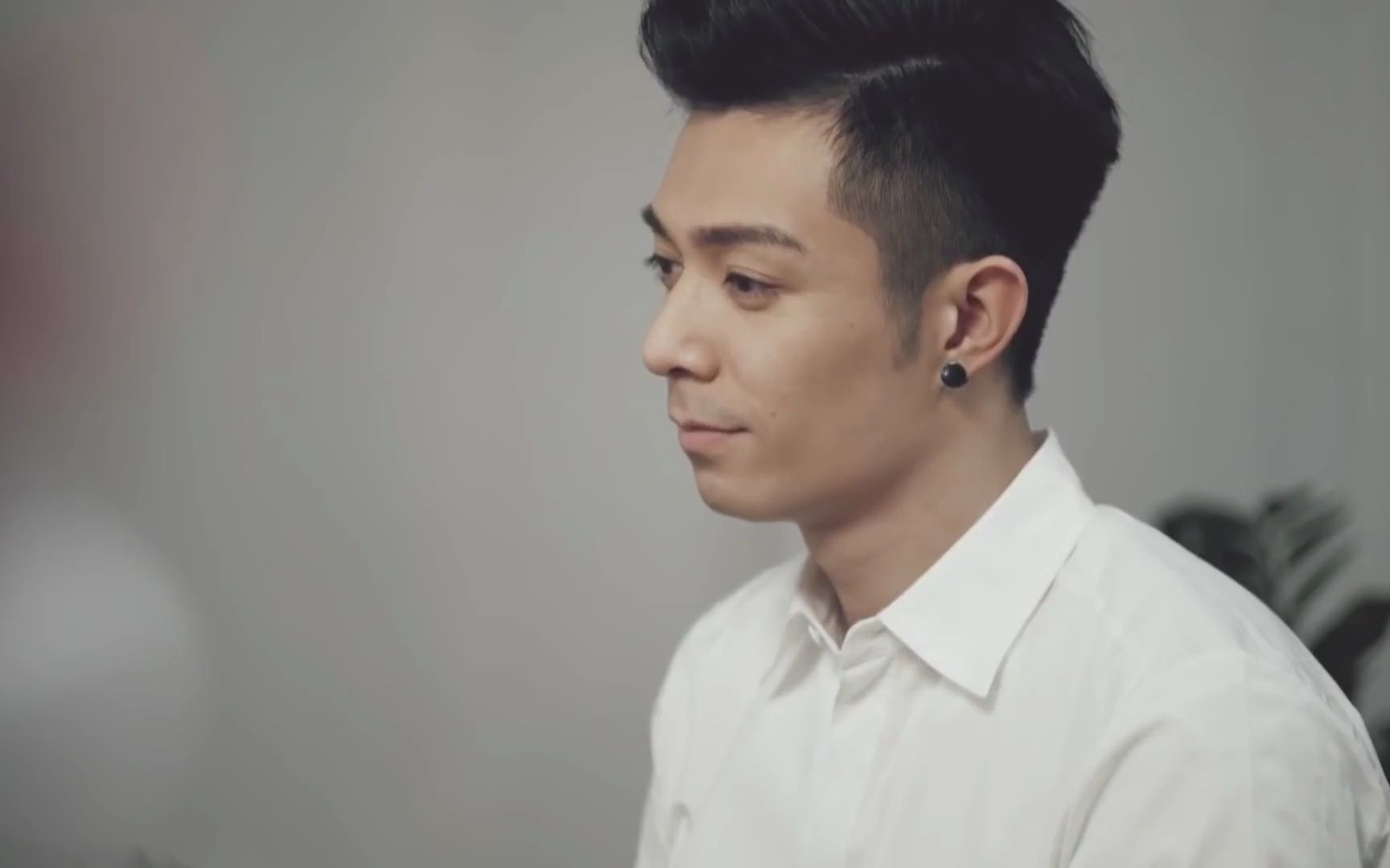 【粤语mv】小白-周柏豪