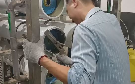 水处理设备：构建清澈未来的关键