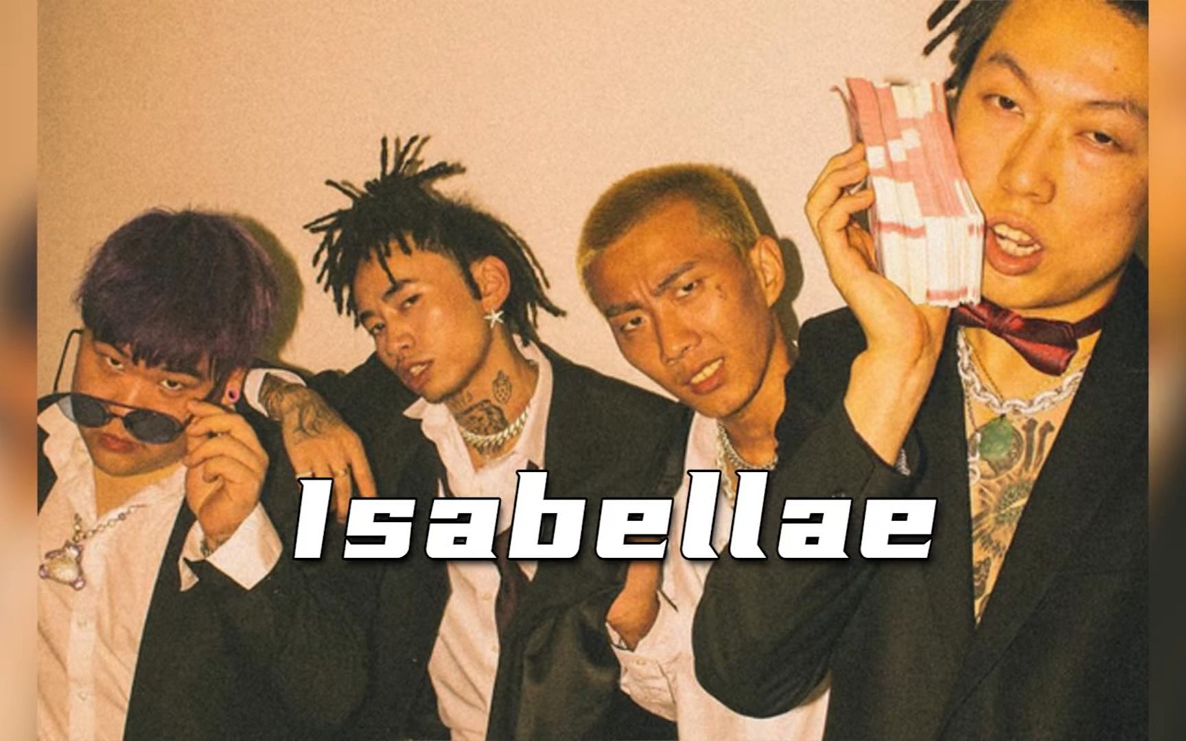 [图]“像飞蛾扑火般地献身只为永恒的美。”《Isabellae》Higher Brothers / Charlie Heat