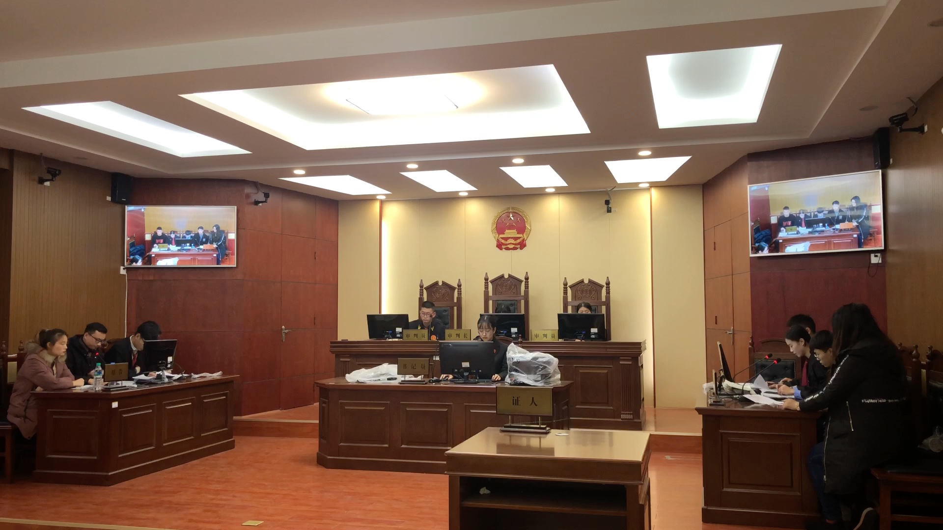 某学院模拟法庭part two