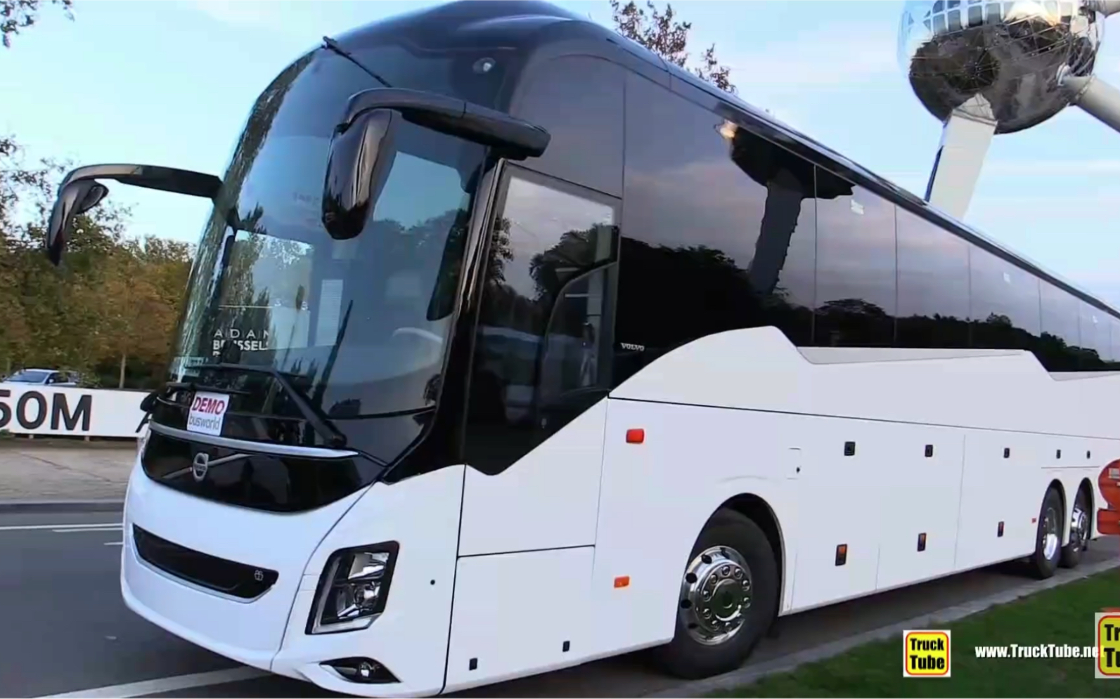 2020 volvo 9900 13.99米 57座 1 1#超大型豪华公路客车