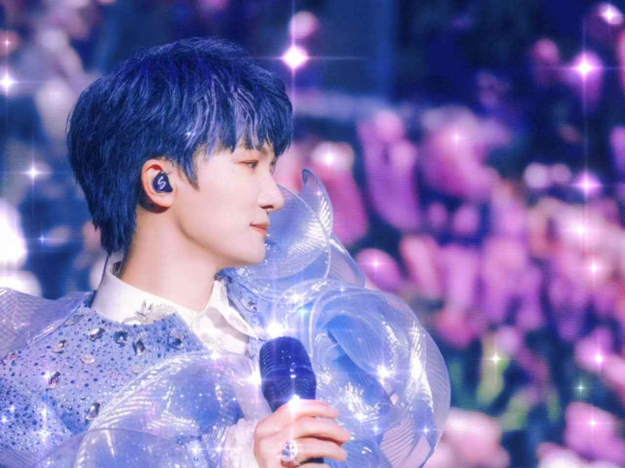 5.18周深演唱会上海梅赛德斯奔驰文化中心(5)听我说 望 璀璨冒险人