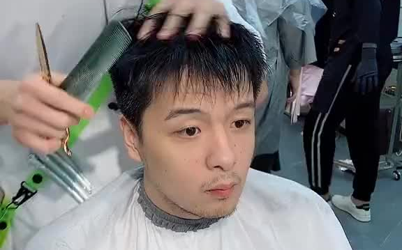 看到最后的都是王者 0315 上海黄浦男士短发发型眉形设计修剪 我