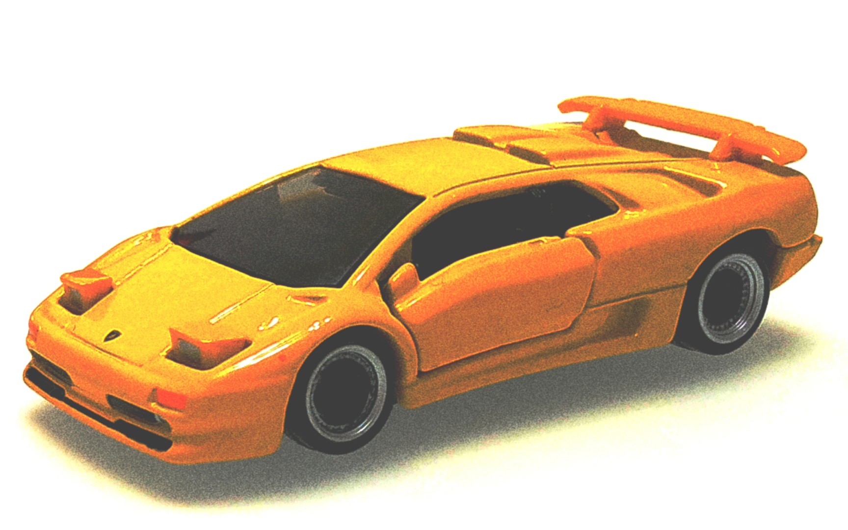 第一台黑盒共处の时光--多美卡premium黑盒tp系列15号兰博基尼diablo