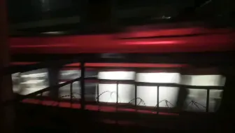 K9250次通过西江大桥