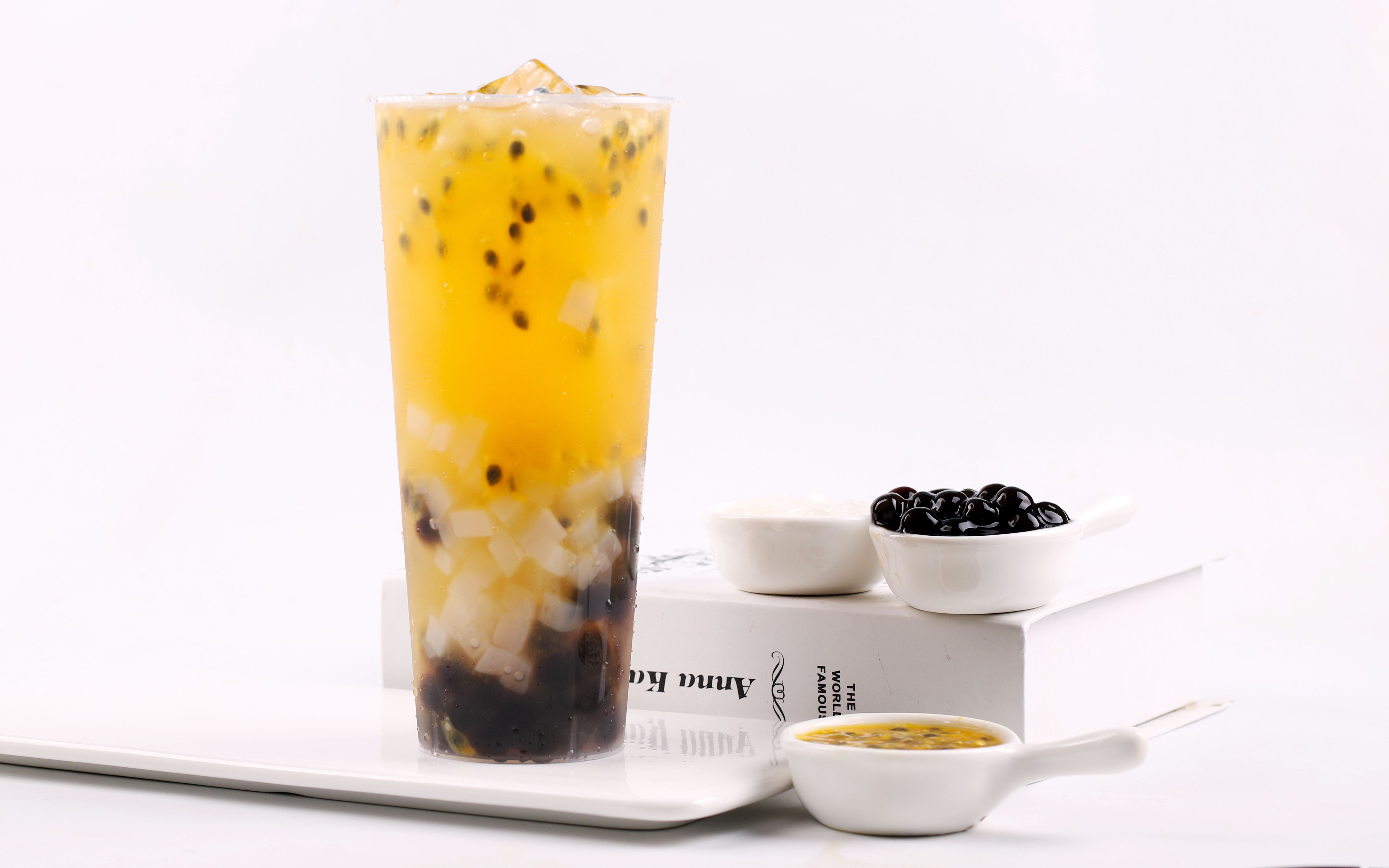 嘴巴没味道,简单制作一杯百香果双响炮吧