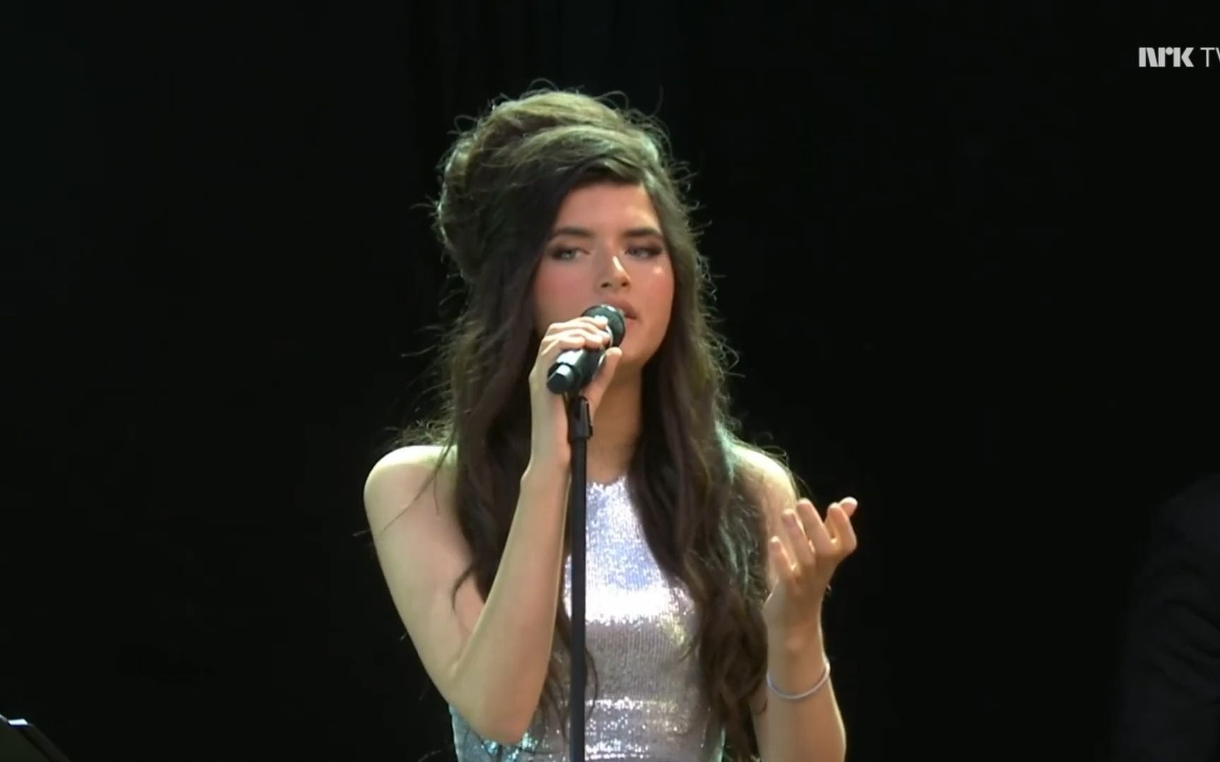 【angelina jordan】挪威爵士少女现场演唱"million miles"||2022