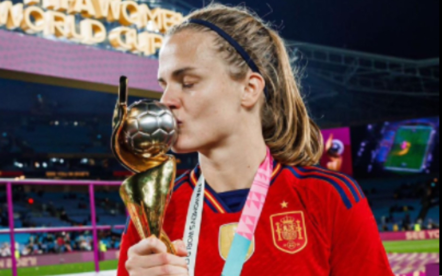 【西班牙女足】irene paredes 12年时间达到为西班牙国家队出战 100