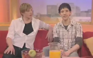 Download Video: colinmorgan 梅林传奇 【GMTV】 Interview 2009