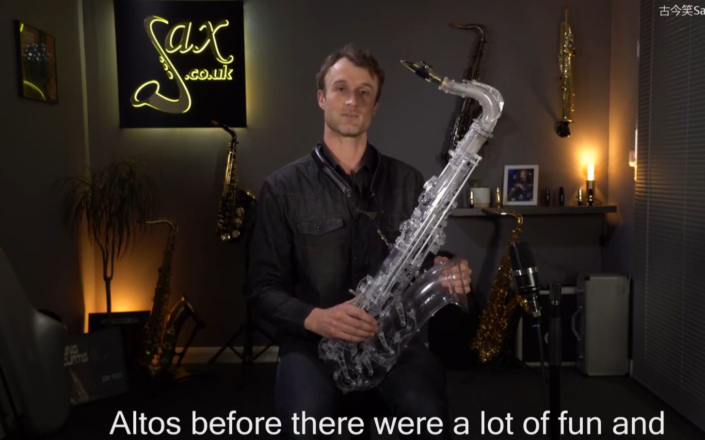 萨克斯新款透明次中音萨克斯管vibratot1英文字幕