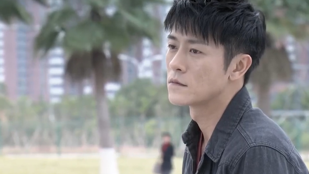 花开半夏:妹妹终于有勇气面对生活,可男孩却陷入了麻烦中