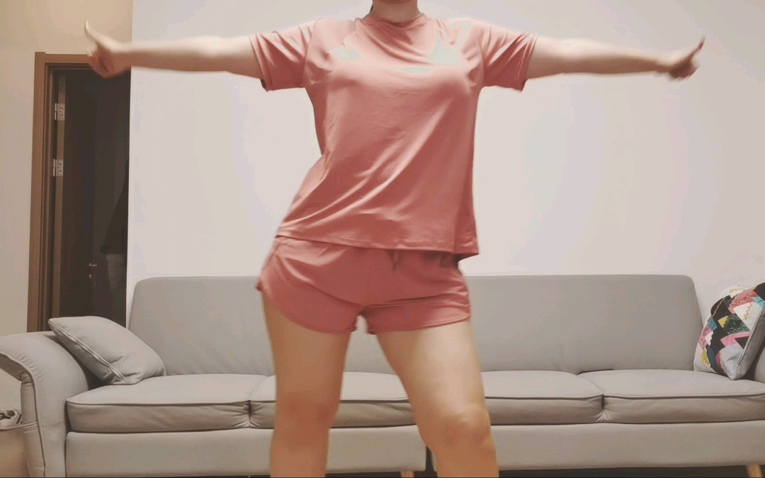 郑多燕小灰帽主要练手臂今天感觉腿没那么肿了是我的错觉吗79˙˙