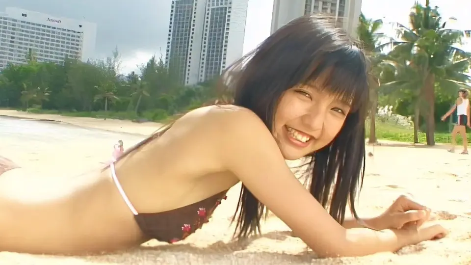 [真野恵里菜][AI修复][4K]（2009）Erina Mano - 写真集『マノグアム