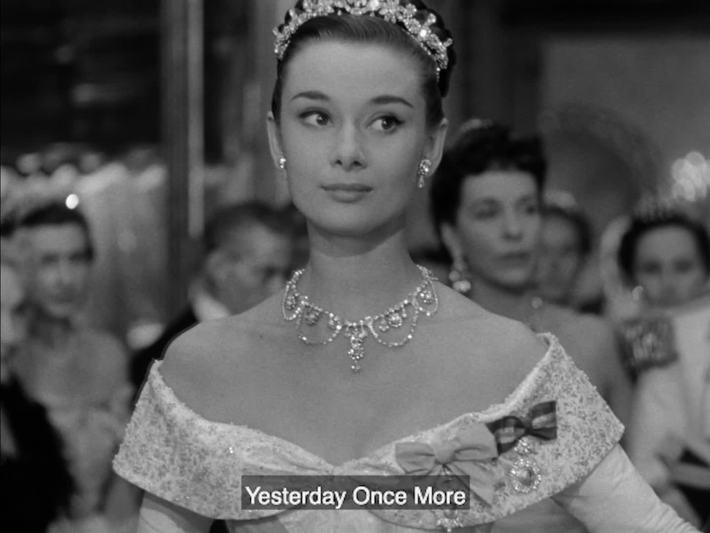 遗落在人间的优雅天使奥黛丽赫本罗马假日爱情片no5