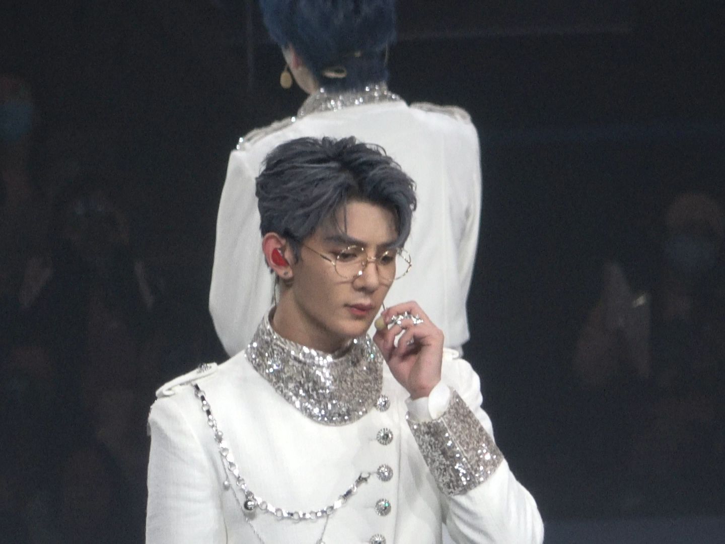 16.夏之光直拍上海演唱会第一场《破晓星》