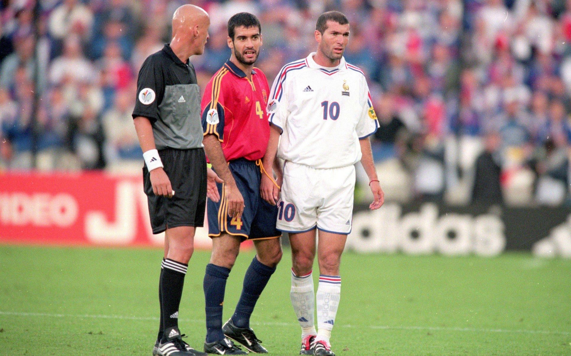 【经典回放】2000年荷兰比利时欧洲杯 四分之一决赛 西班牙vs法国