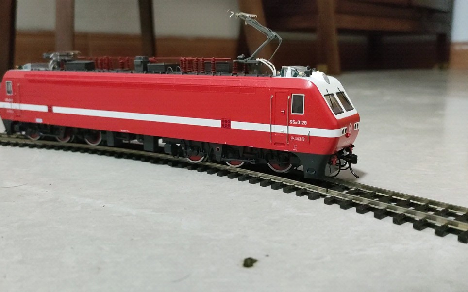 猩猩ss7e济局济段0128跑车