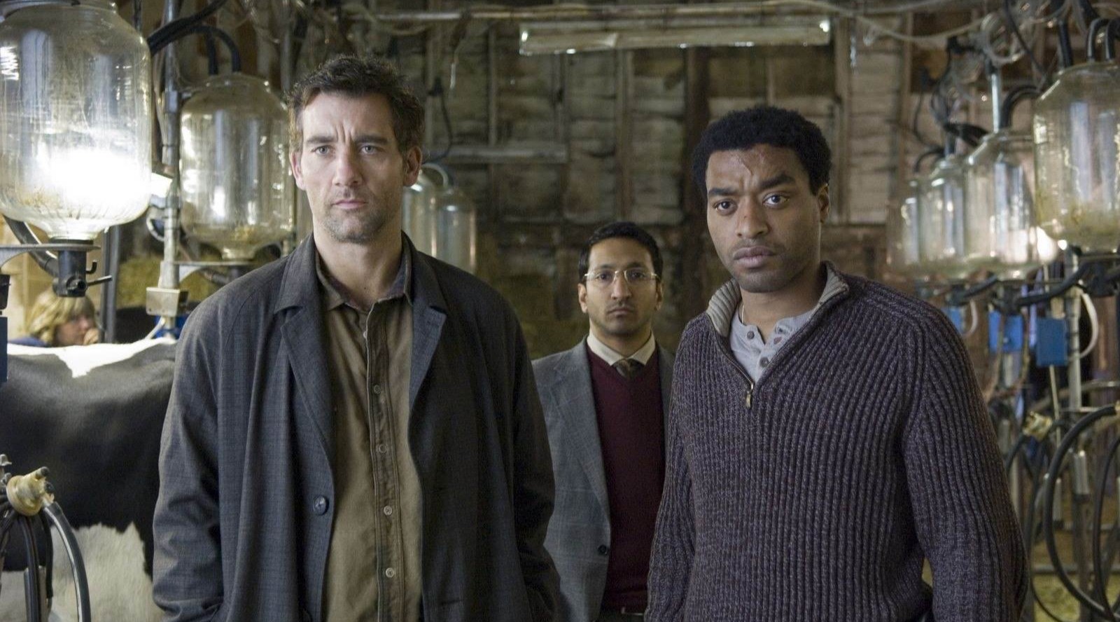 科幻末日电影《人类之子》人类十八年仅出生一个婴儿