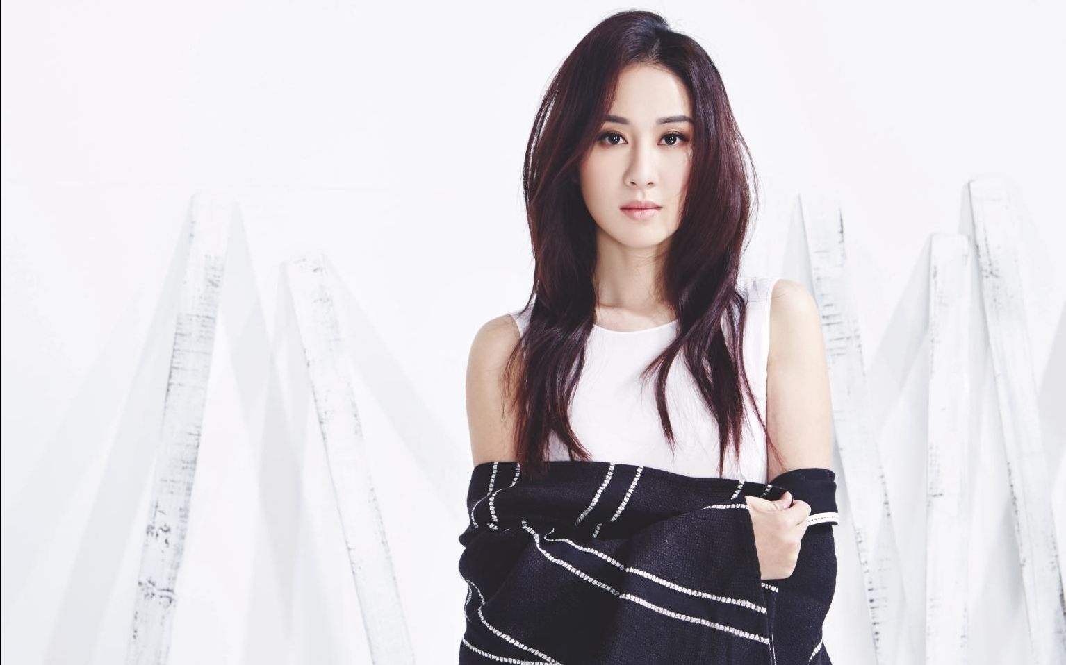 【叶璇英语采访】找了很久只找到相关的3个采访,这口语我是服的~_哔哩